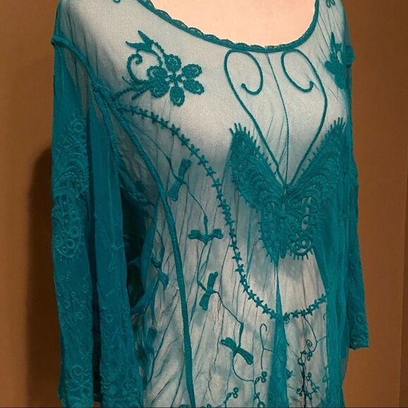 Urban Mangoz See Through Bell Butterfly Mesh Sleeve Top Size Small - Picture 4 of 14